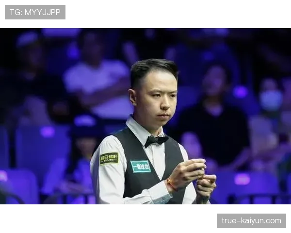 庞俊旭6-2爆冷淘汰种子肖国栋 中国00后首进英锦赛16强